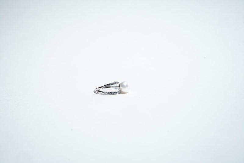 Dual Orbit: The Pavé & Pearl Synchrony Ring