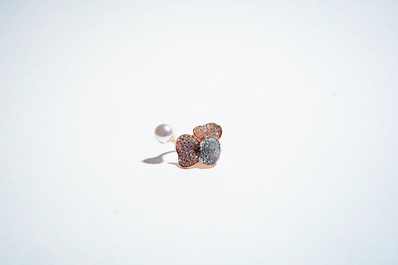 The Petal Bloom Pearl Statement Ring