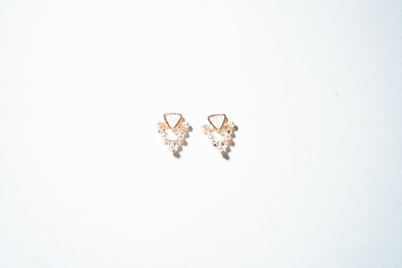 Serene Pearl & Geometry Drape Earrings – 18K Gold Plated